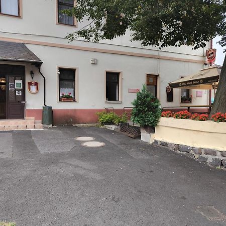 Penzion U Zeleneho Stromu Telnice 外观 照片